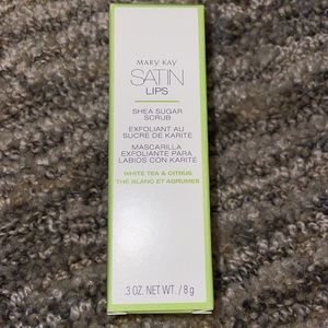 NIB!! Mary Kay Satin Lips Shea Sugar Scrub. (Also have Shea Butter Balm listed)